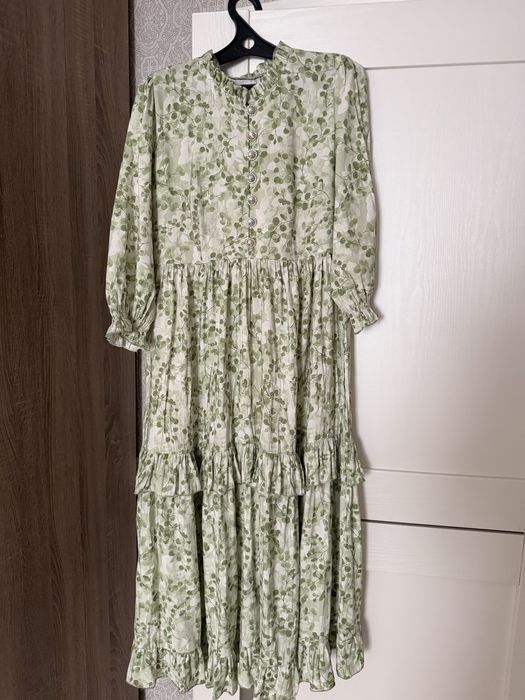 Продам платья 46 размера