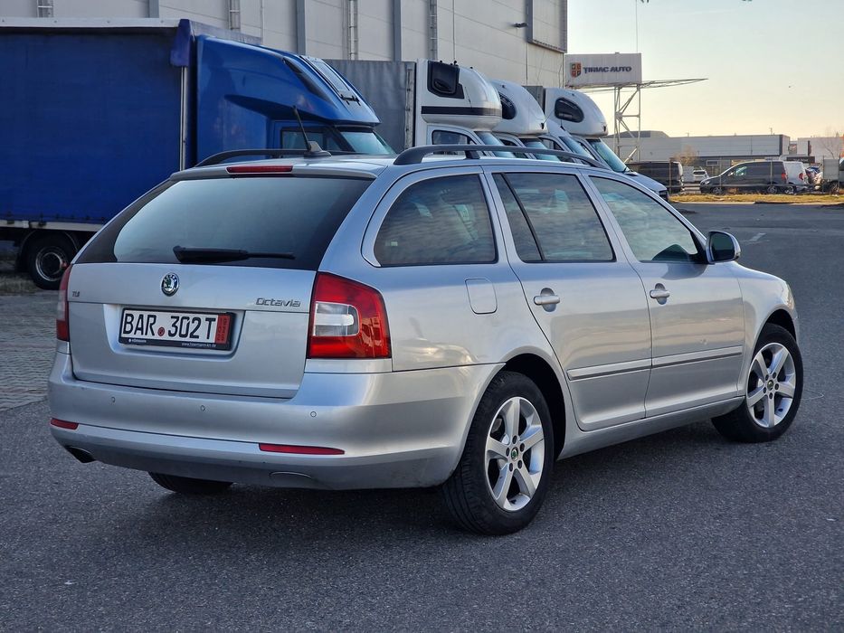 SKODA Octavia 2013 — imagine 3