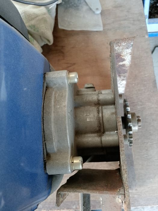 Триммер 4 тактный без редуктором