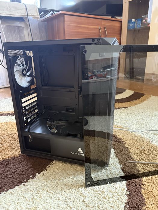 Carcasa + Sursa corsair 750w