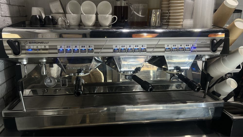 Продам кофемашину