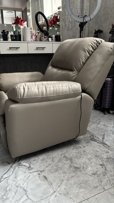 Продам реклайнер за 160.000