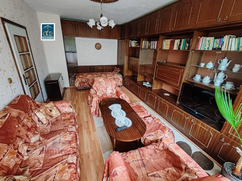 Продава се Тристаен апартамент в Велико Търново, Бузлуджа - 70 кв.м за 1229 €/кв.м - Снимка #6