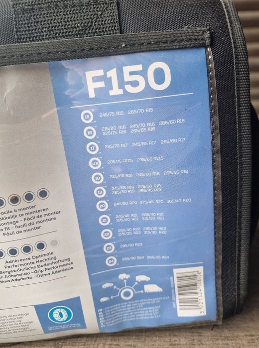 Set de 2 lanțuri de zăpadă , modelul Norauto Winter Grip F150