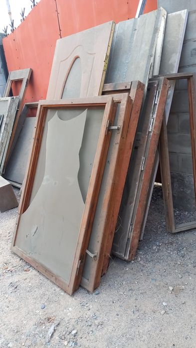 Продается двери и окна бу