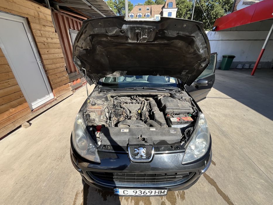 Продавам Peugeot 407 2. 0 HDi, 136 к. с. , седан.