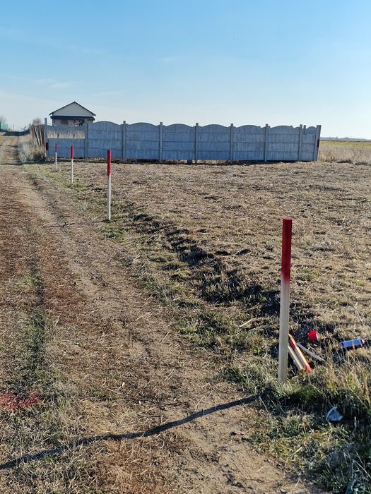 300 m Carcea-Cosoveni  intravilan pentru casa