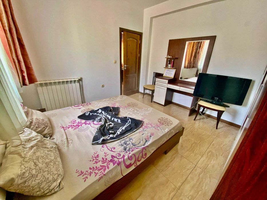 Продава се Тристаен апартамент в к.к. Слънчев бряг - 90 кв.м за 1400 €/кв.м - Снимка #3