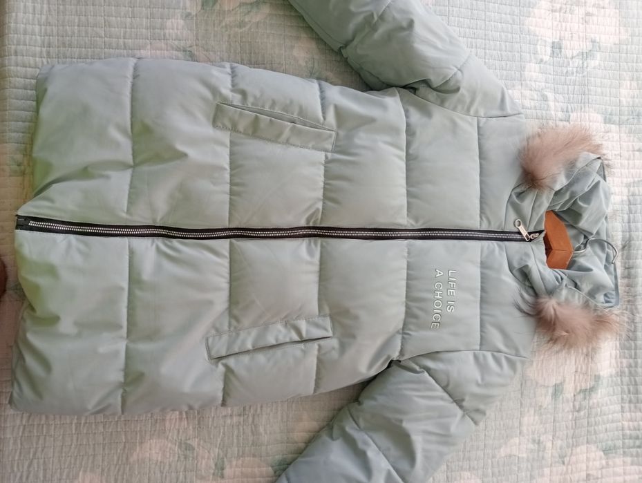 Куртка на девочку