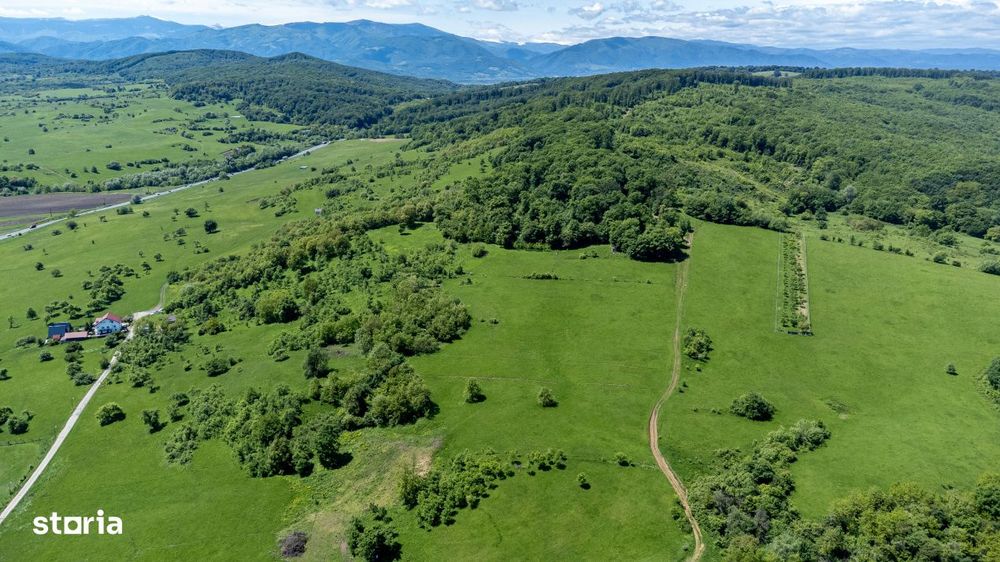 Teren 500 mp in Bradu, Sibiu – 7500 € – Zona linistita, privelis