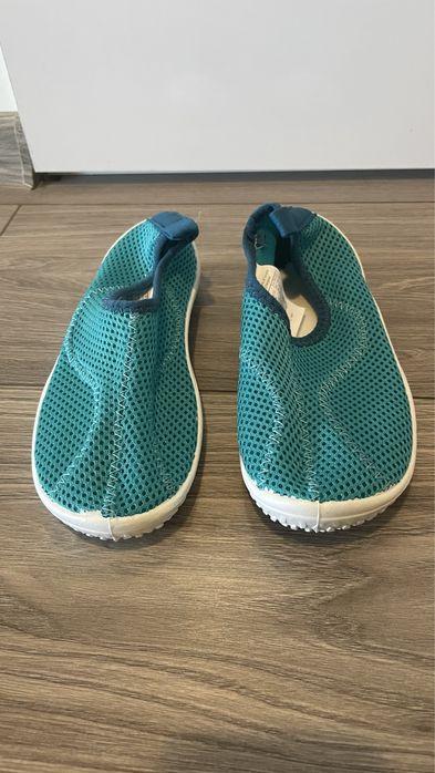 Детски обувки за плаж