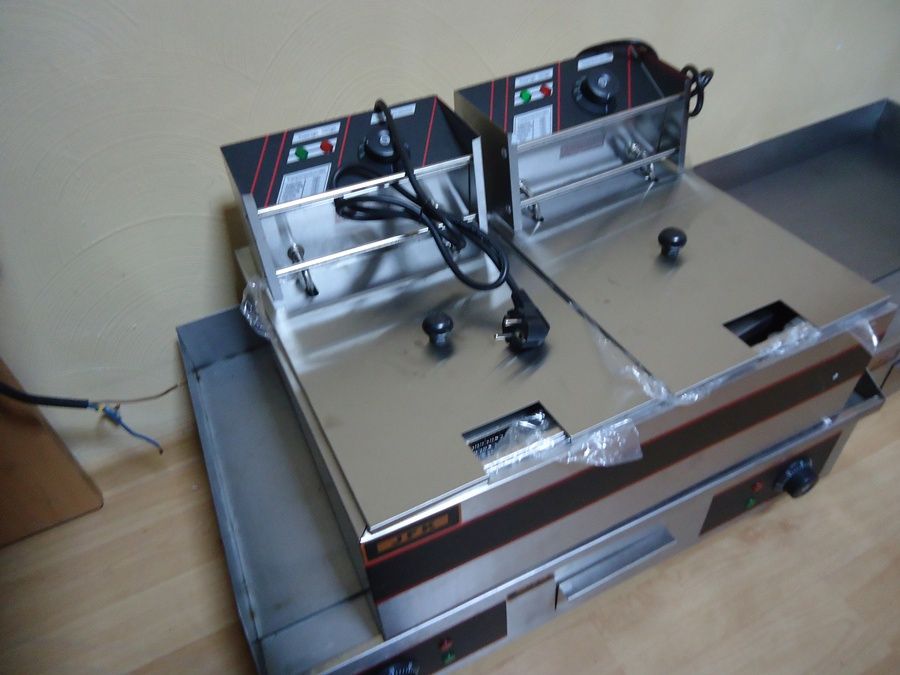 1.Фритюрник на ток или на газ 2х5 литра външни размери широчина 440м