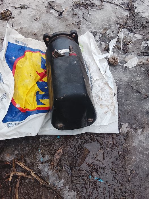 Vând arbore și un electromotor