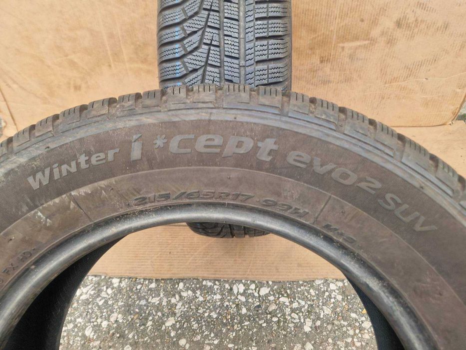 2 Hankook R17 215/65
Зимни гуми 
DOT3221