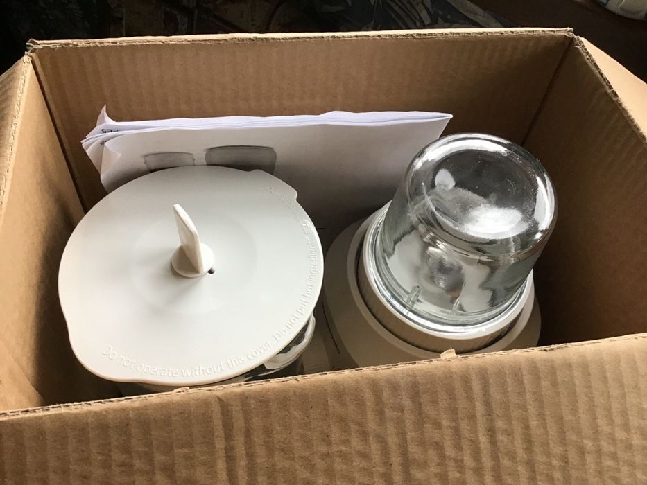 Продаю абсолютно новый блендер +кофемолка