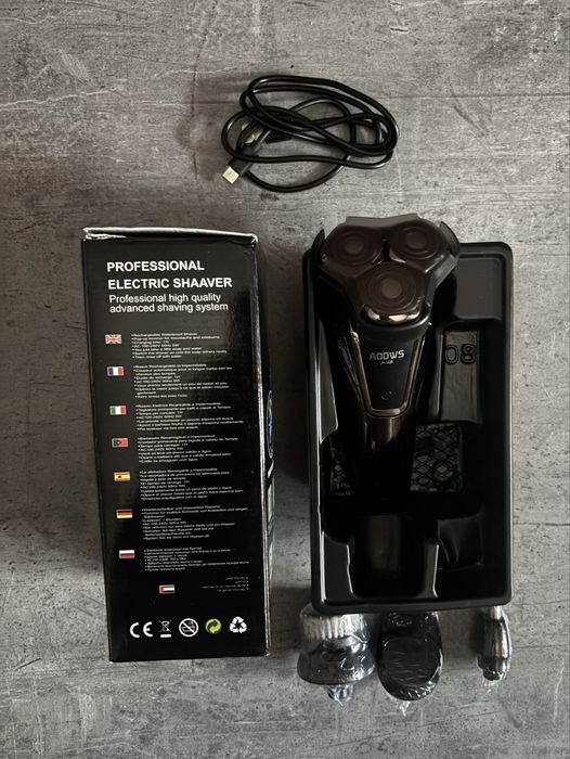 Vand aparat de ras profesional Damar 4 in 1  NOU