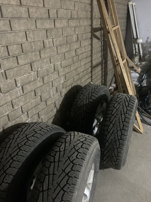 Резина с дисками 285/75/16