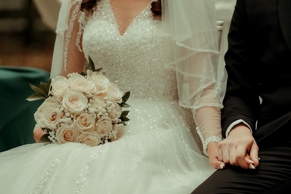 Vând rochie de mireasă