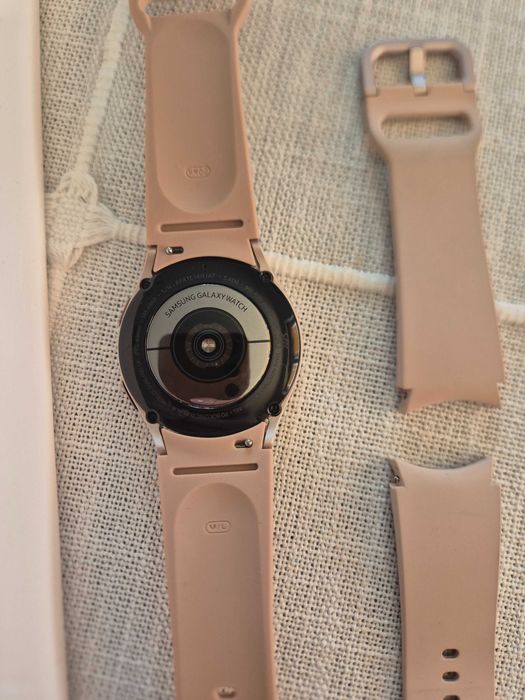 Смарт часовник Galaxy watch 4