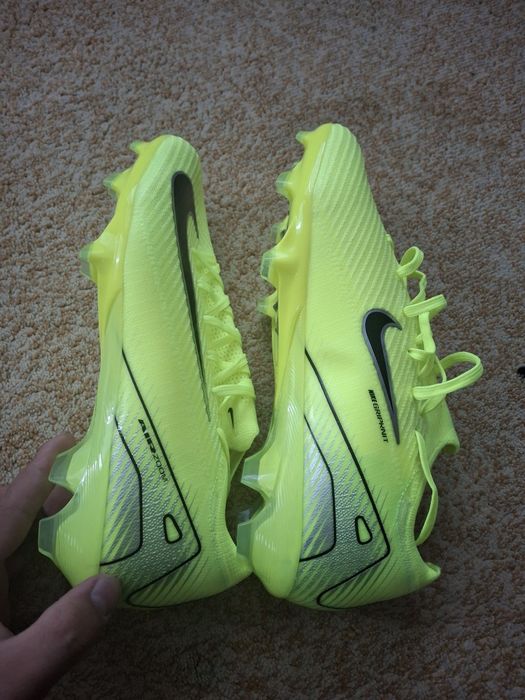 Продам бутцы найк меркуриал
