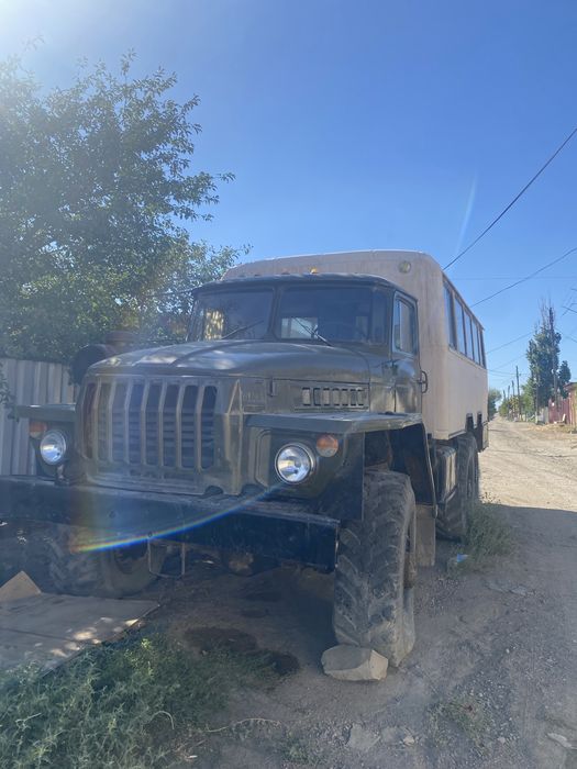 Урал вахтовка 4329