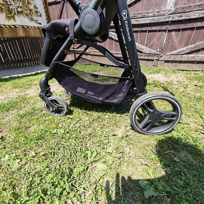 Cărucior Kinderkraft Vesto