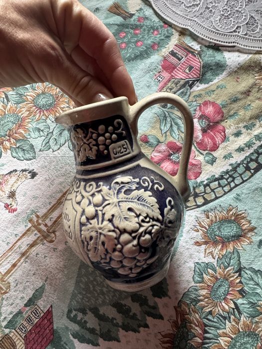 Ceramic carafa mica