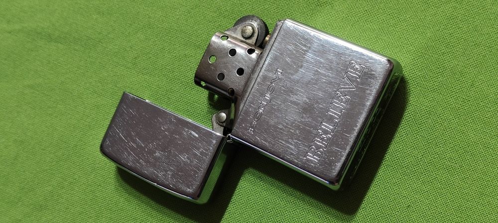 Zippo Bon Jovi brichetă