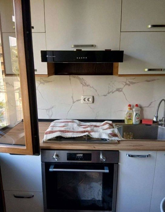 Yangi Darxonda sherikchilikka bir kishi kerak