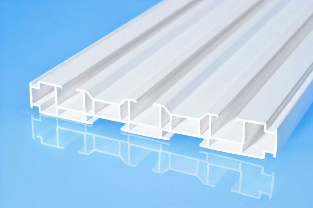 Профессиональная установка карнизов