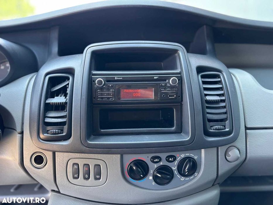 OPEL Vivaro 2013 — imagine 5