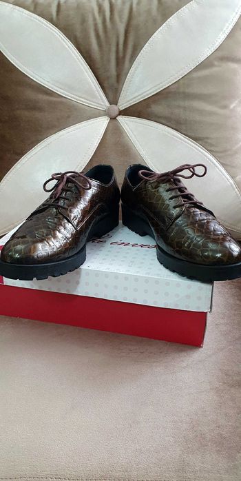 Pantofi de damă din piele naturală (aspect șarpe), mărimea 38 - NOI