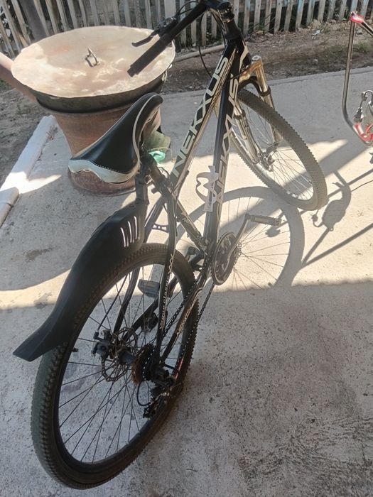 Велик сатамын.   .. . .