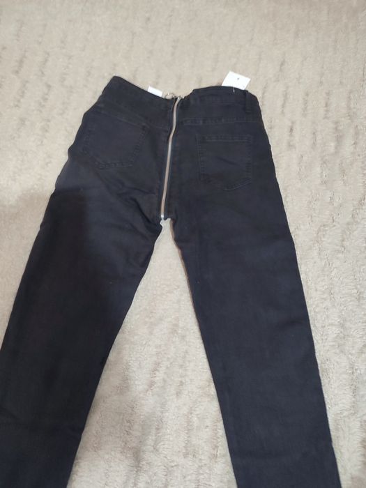 Женские джинсы для девушек