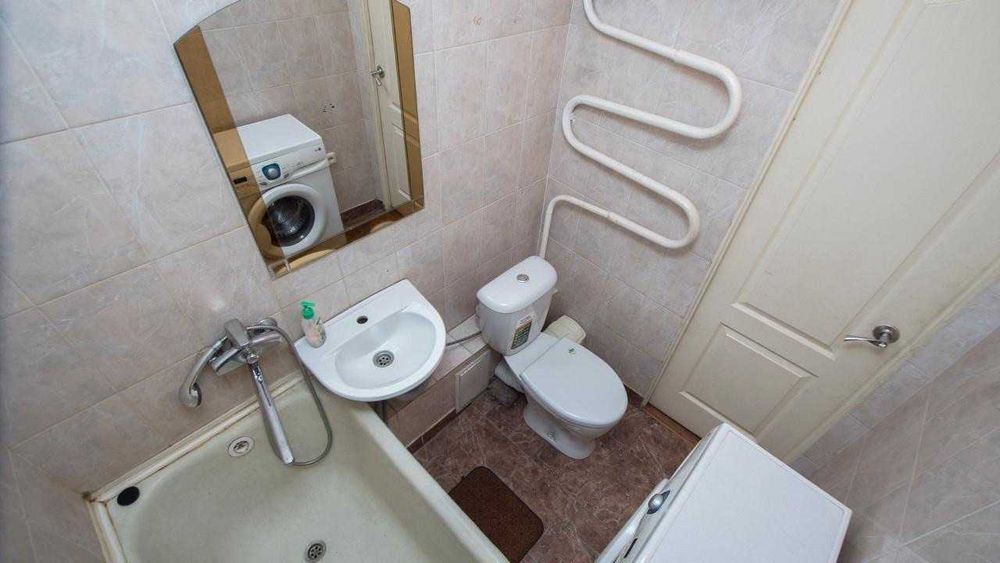 продам 1 комнатную квартиру