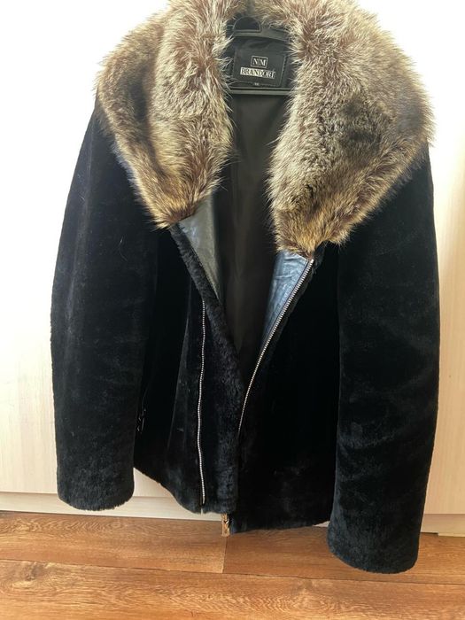 Продам натуральную шубу