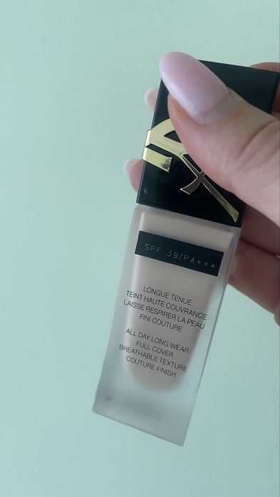 Фондьотен YSL  нов