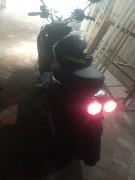 Бумер мото бензин скутер