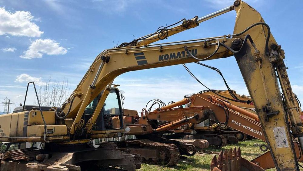 Pompa hidraulica Komatsu 708-2L-21450 , D7L63334 excavator Komatsu PC210 LC