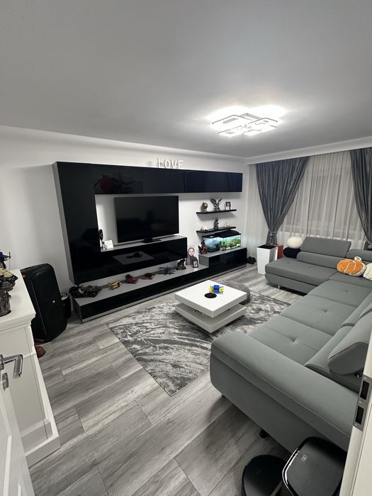 Apartament 3 camere 1 Mai