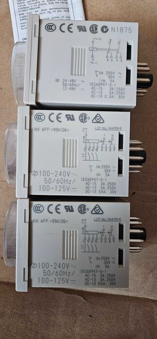 Controller temperatura, releu timp, automatizari - Omron