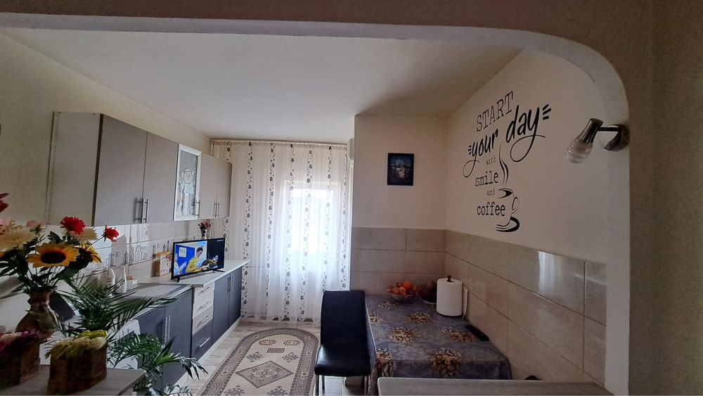 Apartament, 3 camere, strada  cicero