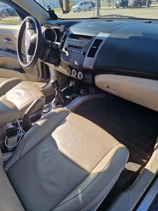 Vand mitsubishi outlander 2