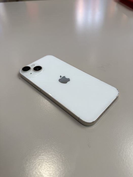 Vand IPhone 14 ALB