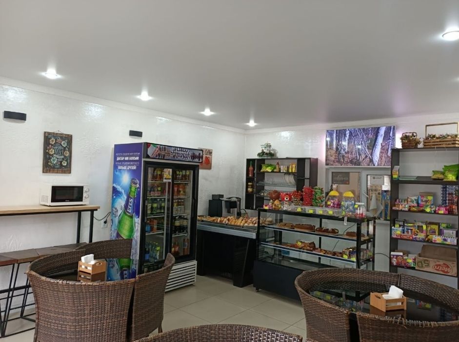 Кондитерский холодильник