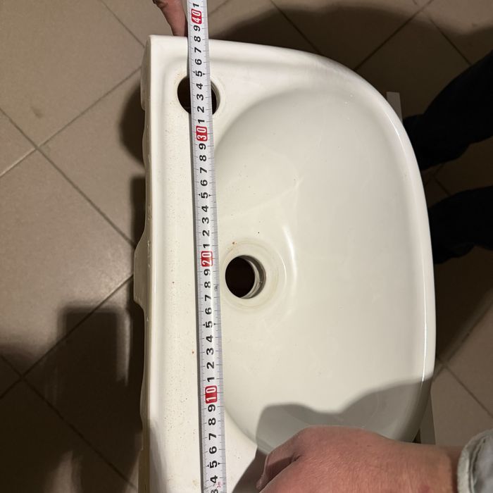 Продам тумбу с раковиной