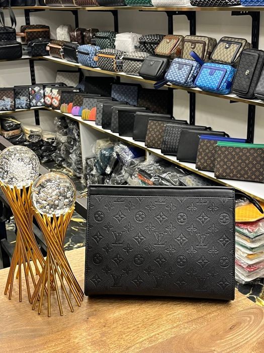 Мъжка чанта клъч различни модели