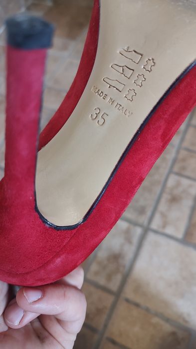 Pantofi stiletto impecabili