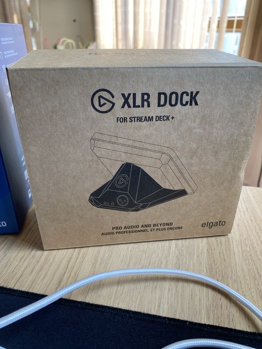 STREAM DECK + (White) + XLR Dock Bundle + Blue Dials Set