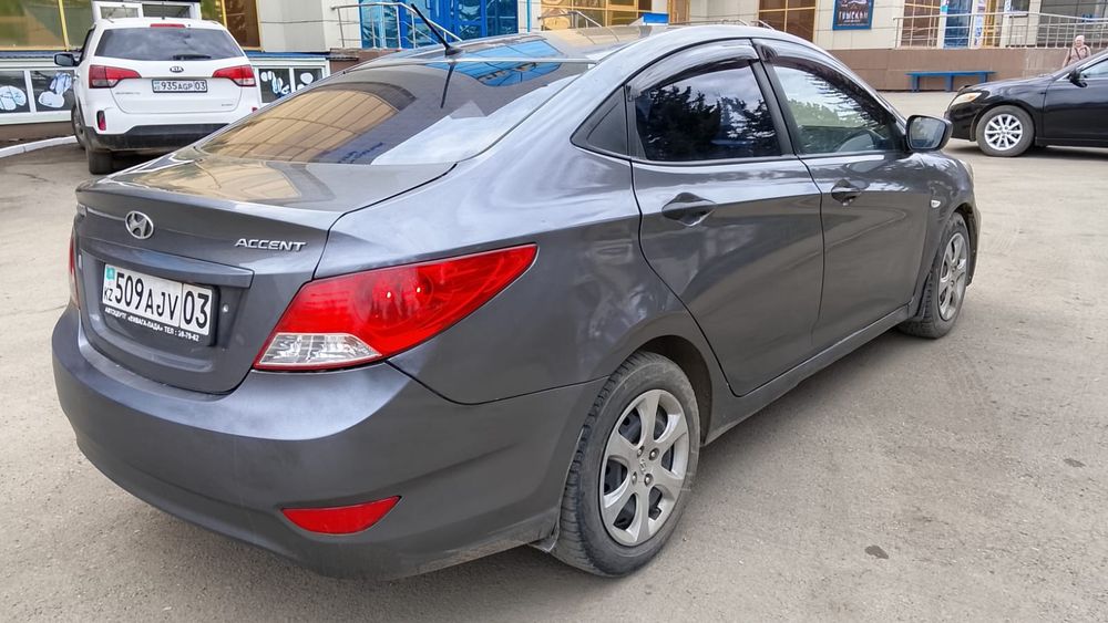 Продам Акцент, с новым двигателем